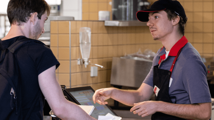 *Job étudiant : rejoignez les équipes de nos Restos U' !* 1 Recrutement Restos U job etudiant 1 1